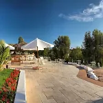מלון Carina 3*