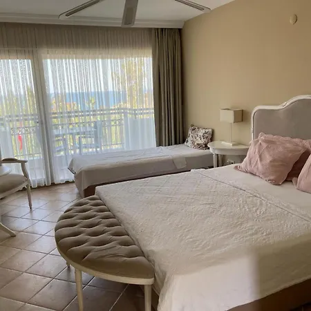 Szálloda Carina 3*