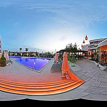 Carina Otel