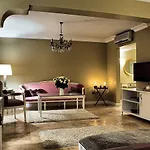 Hotel Carina 3*