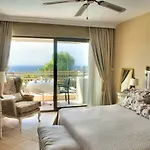 Hotel Carina